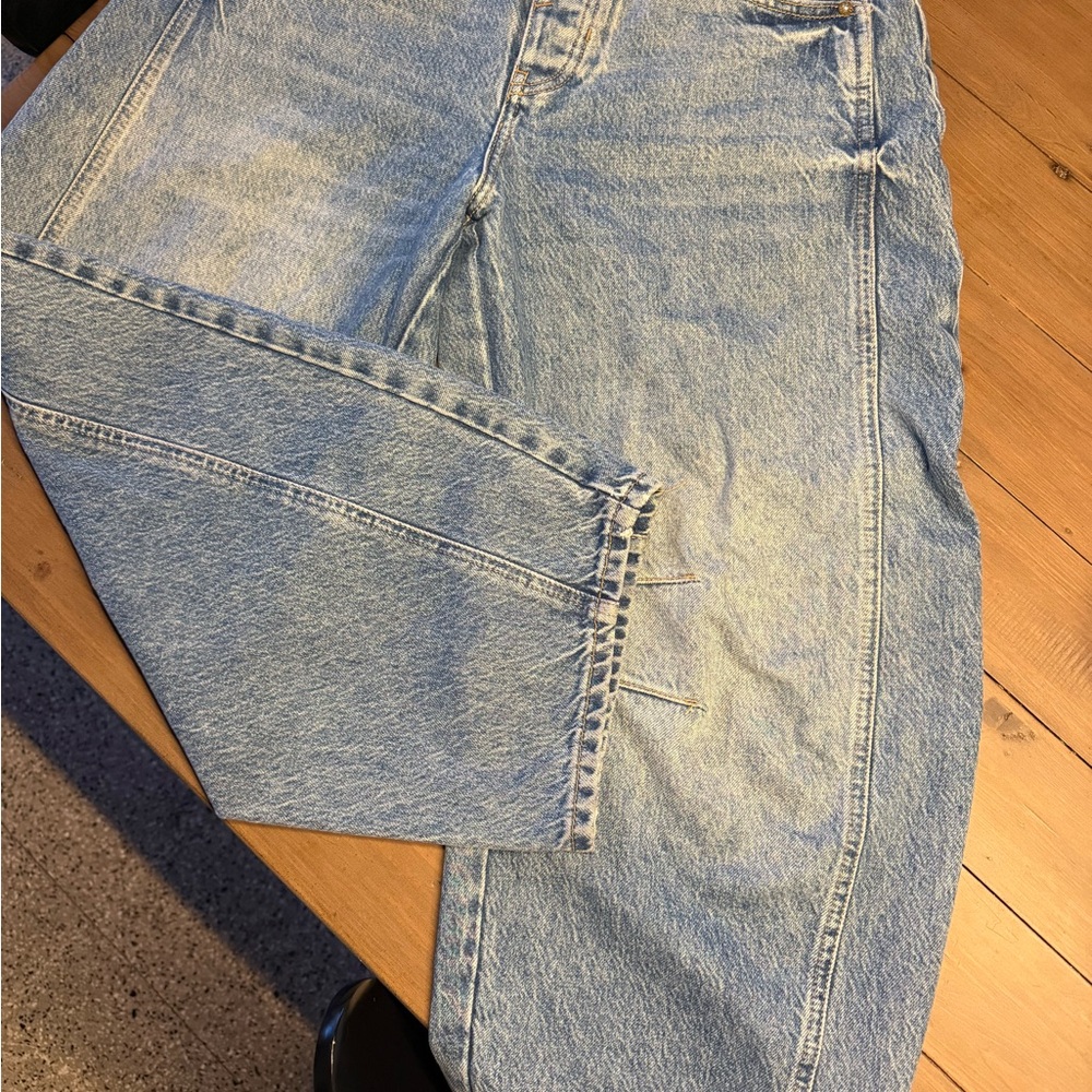 Free People Light Blue barrel Jeans